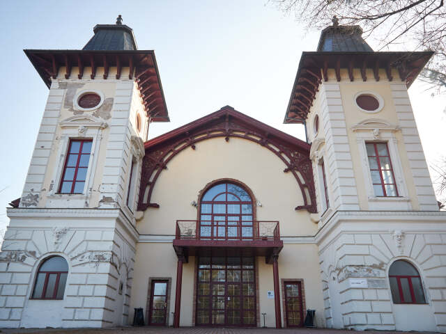 BRATISLAVA: Divadlo Aréna