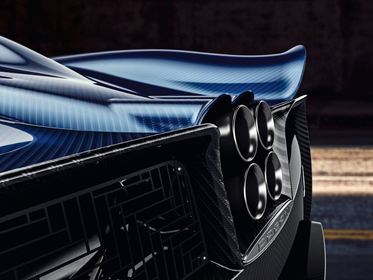 Pagani Huayra Roadster - 2017