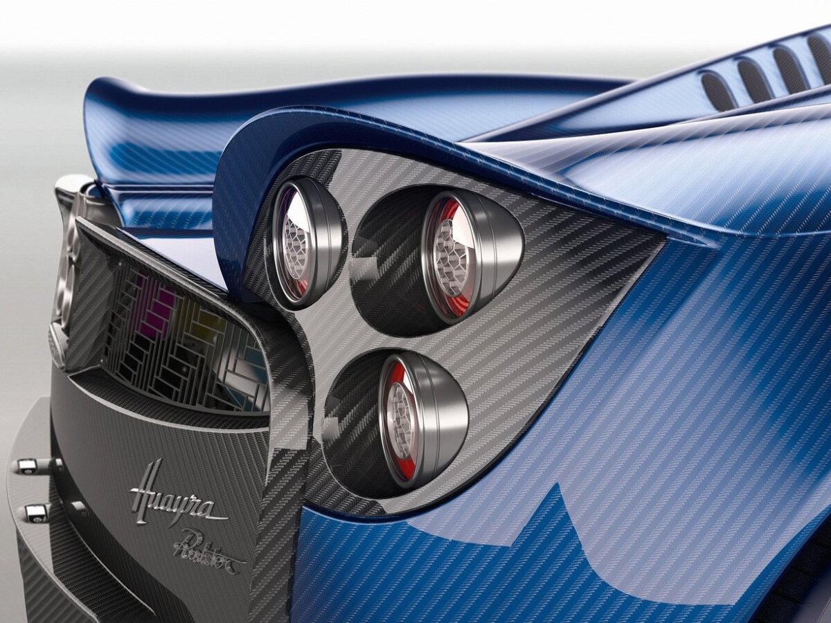 Pagani Huayra Roadster - 2017