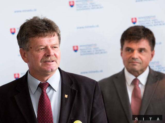 Pavel Ondek, Peter Plavčan, ministerstvo školstva