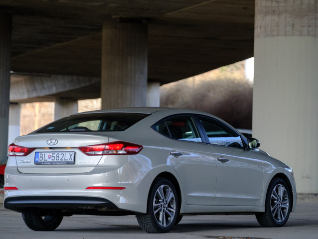 Hyundai Elantra