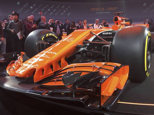 McLaren MCL32