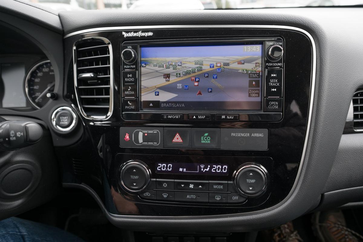 Mitsubishi Outlander