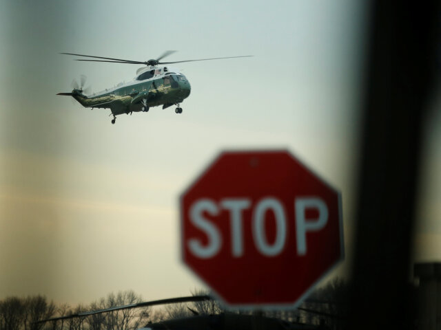 helikokoptéra, Marine One, Donald Trump, Dover