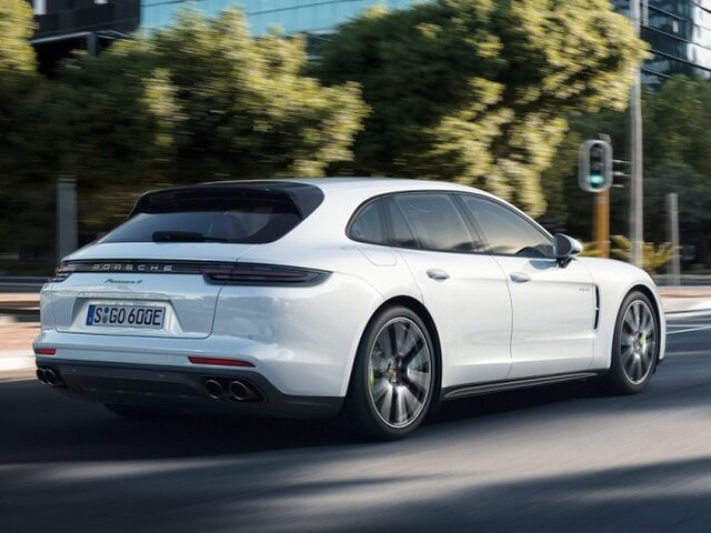 Porsche Panamera Sport Turismo - 2017