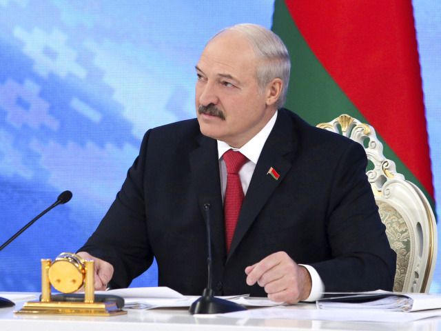 Alexandr Lukašenko, bielorusko