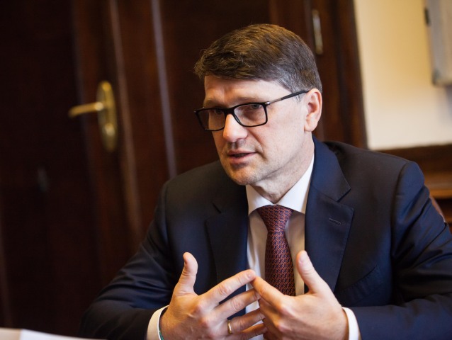 marek maďarič, minister kultúry