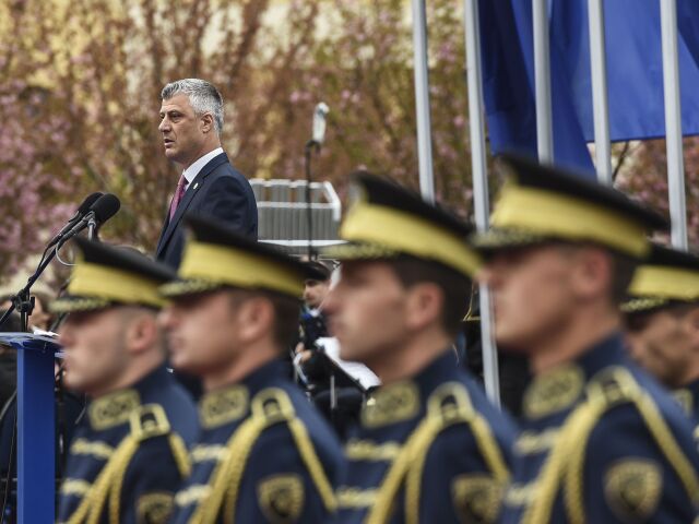 Kosovo President armáda vojak vojaci