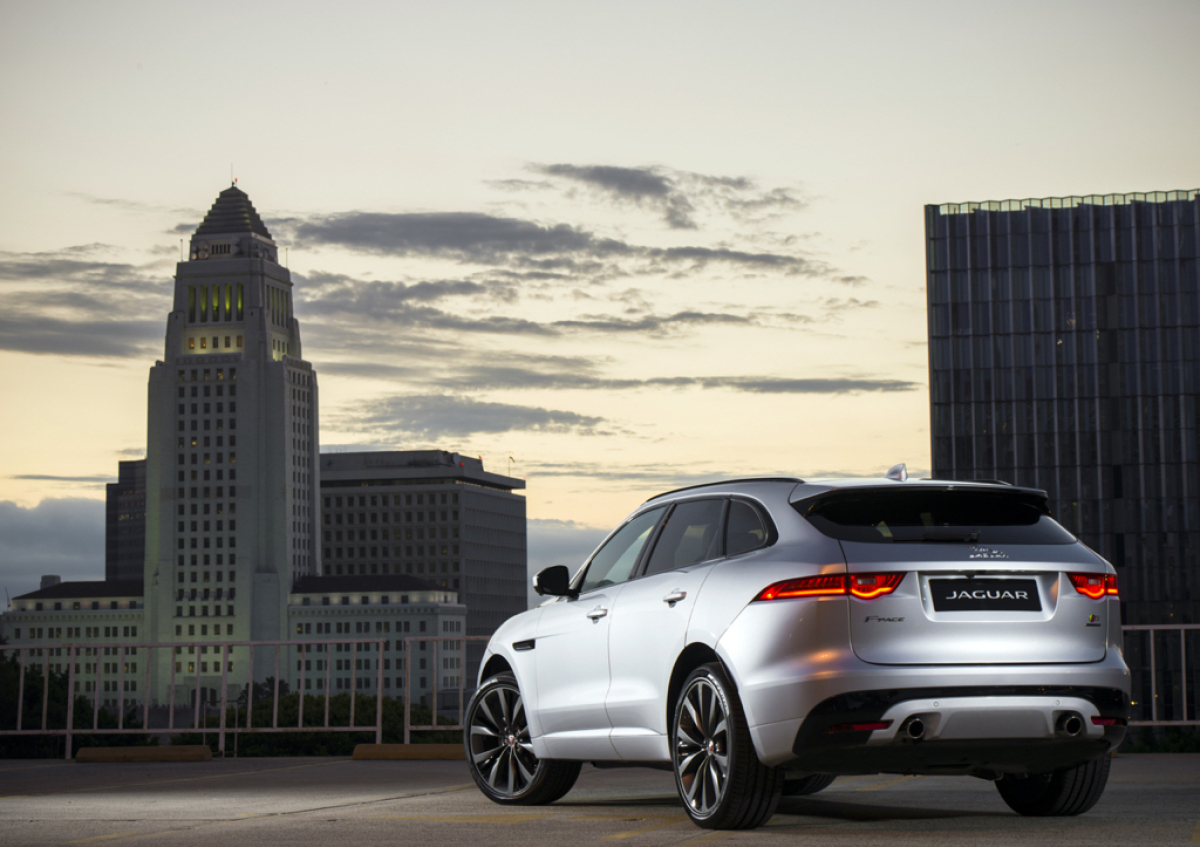 Jag FPACE inzercia