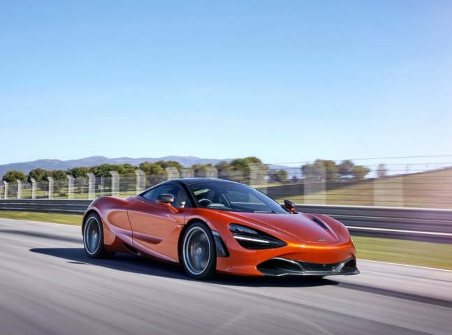 Mc Laren-720S-2018-1024-03