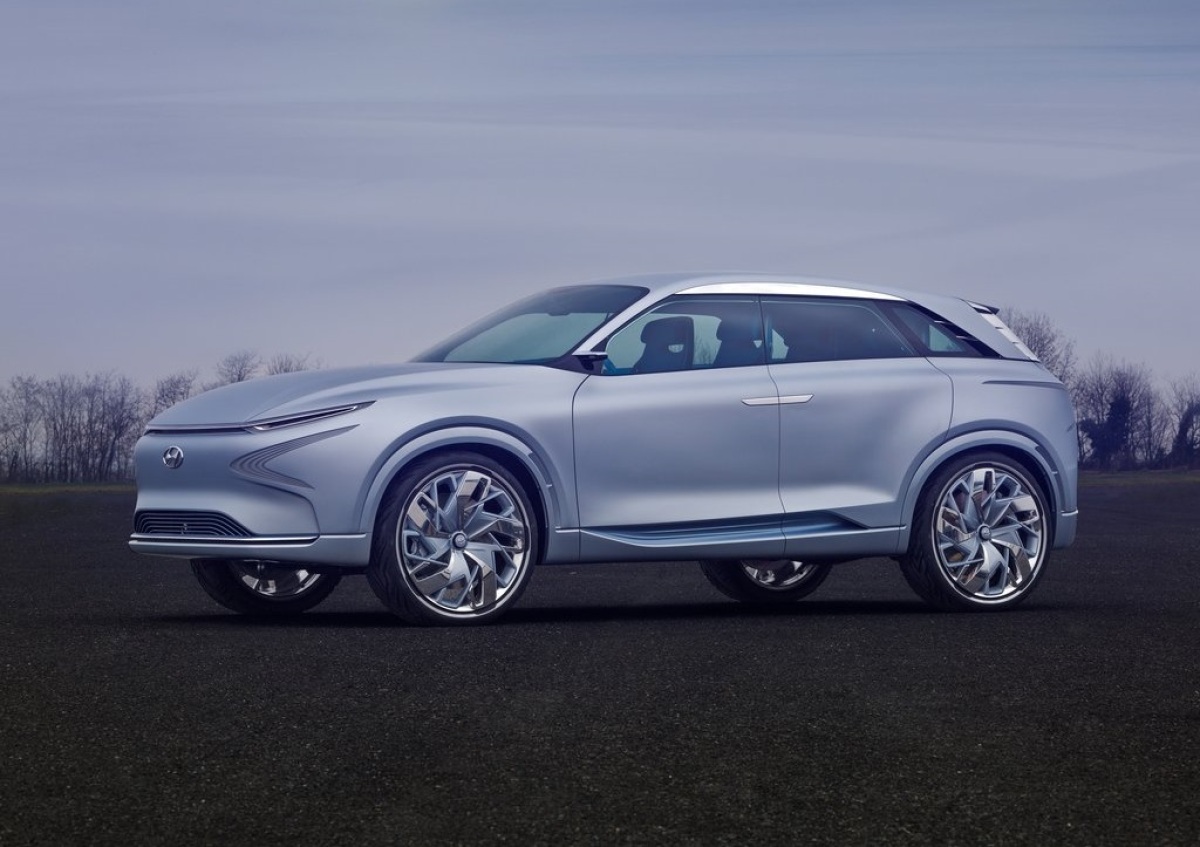 Hyundai-FE Fuel Cell Concept-2017-1024-01