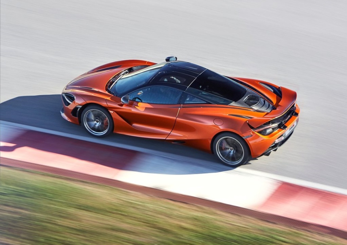 Mc Laren-720S-2018-1024-04