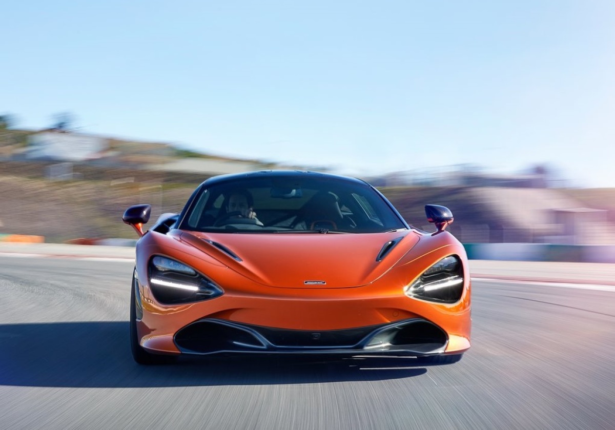 Mc Laren-720S-2018-1024-06