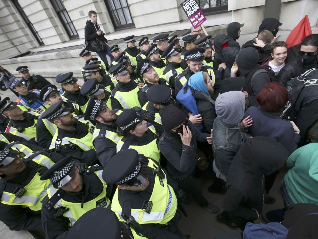 protest, pochod, polícia, Londýn
