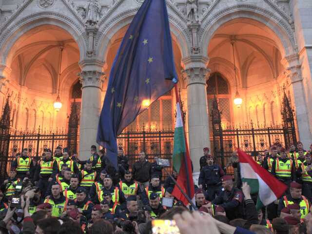 Maďarsko, CEU, protest
