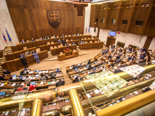 sr sr, parlament, mečiarove amnestie, poslanci