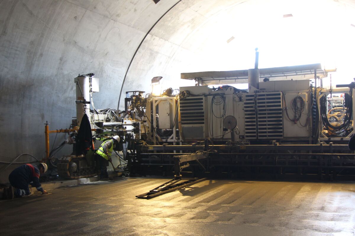 tunel Považský Chlmec, tunel, povazsky chlmec, d3, dialnica