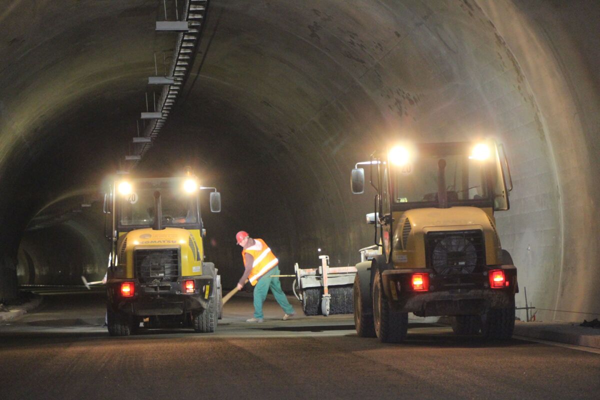 tunel Považský Chlmec, tunel, povazsky chlmec, d3, dialnica