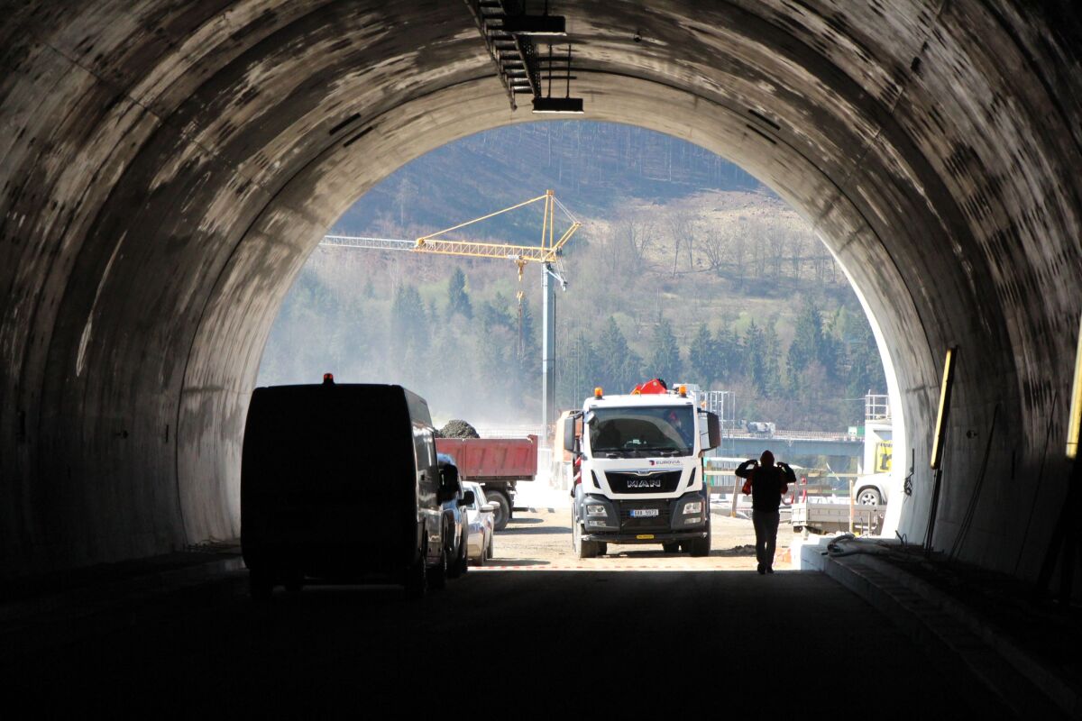 tunel Považský Chlmec, tunel, povazsky chlmec, d3, dialnica