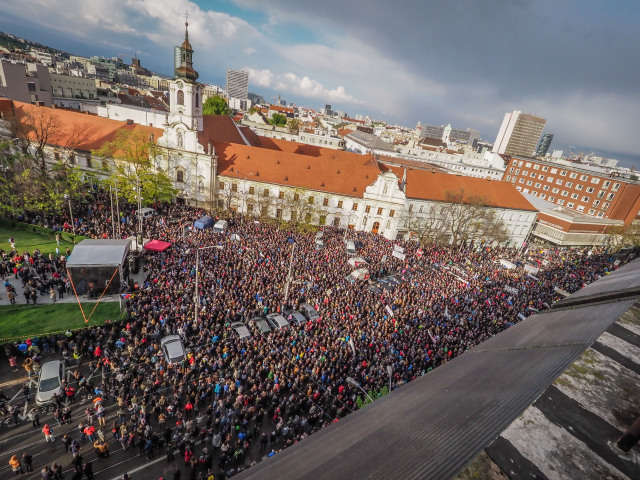 protikorupčný pochod, demonštrácia, protest,