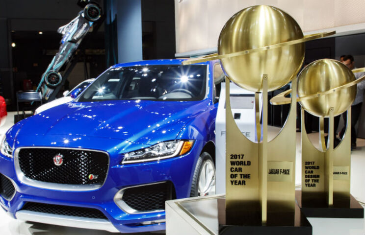wcoty-jaguar 827x510 41492015370 - Car And Bike