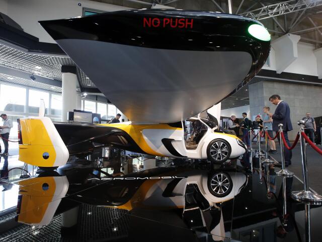 aeromobil, lietajúce auto,