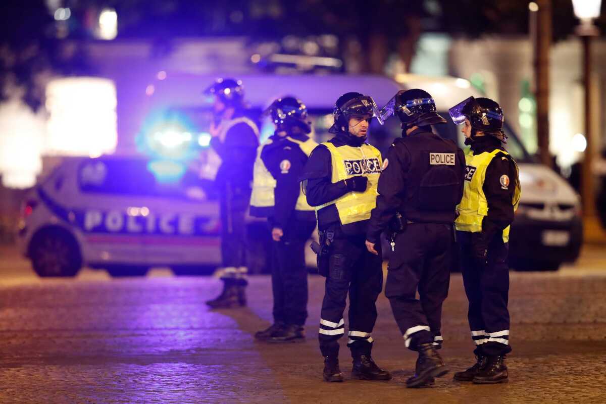 Champs-Élysées, streľba na Champs-Élysées, polícia,