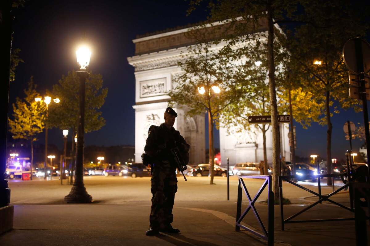Champs-Élysées, streľba na Champs-Élysées