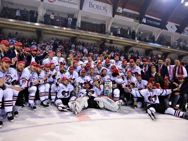 HOKEJ-TL: Banská Bystrica - Nitra