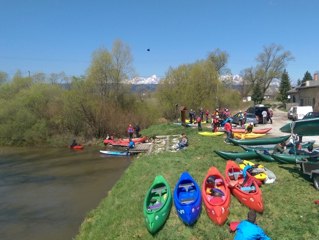 splav, rieka, Hornád, člny, kajaky, kanoe