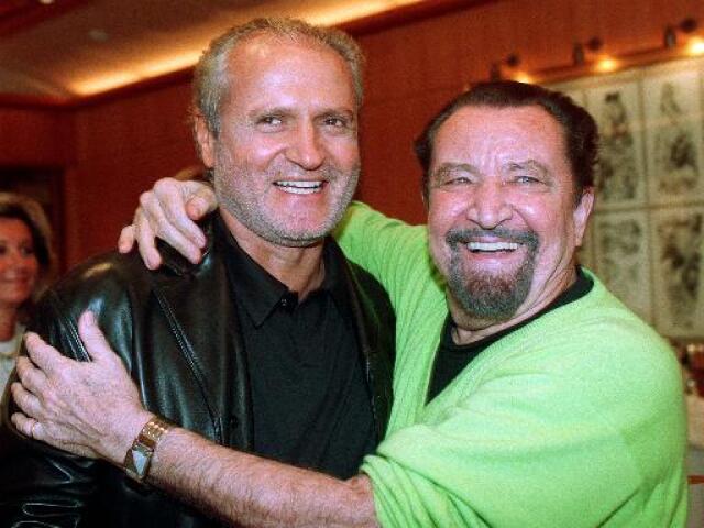 Gianni Versace (vľavo) a francúzsky choreograf Maurice Bejart