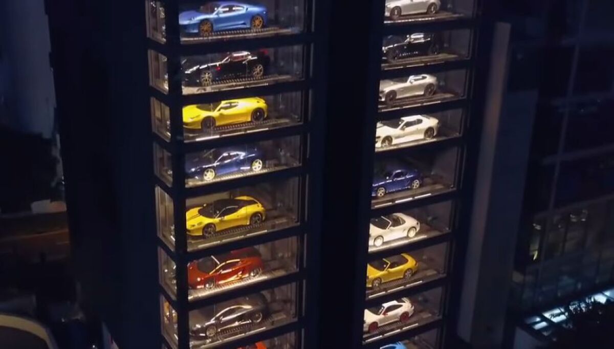 Autobahn Motors - automat na autá