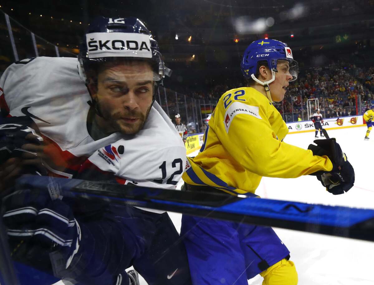 Eduard Šedivý, Joel Eriksson