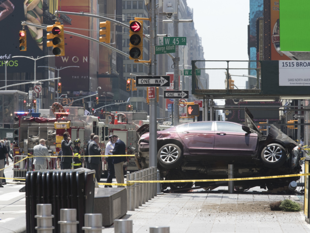 Times Square, nehoda, auto, usa new york