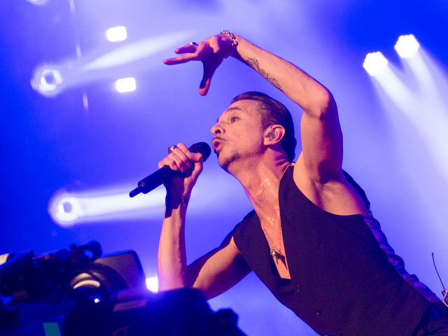 Skupina Depeche Mode sa v Bratislave predstavila v rámci Global Spirit Tour k aktuálnemu albumu Spirit.