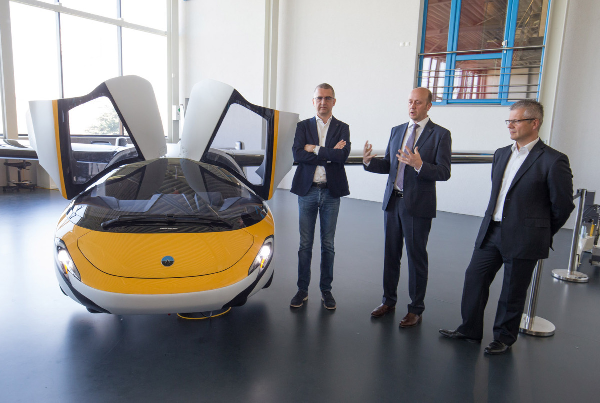 aeromobil, Juraj Vaculik, Douglas McAndrew, Ladislav Batik