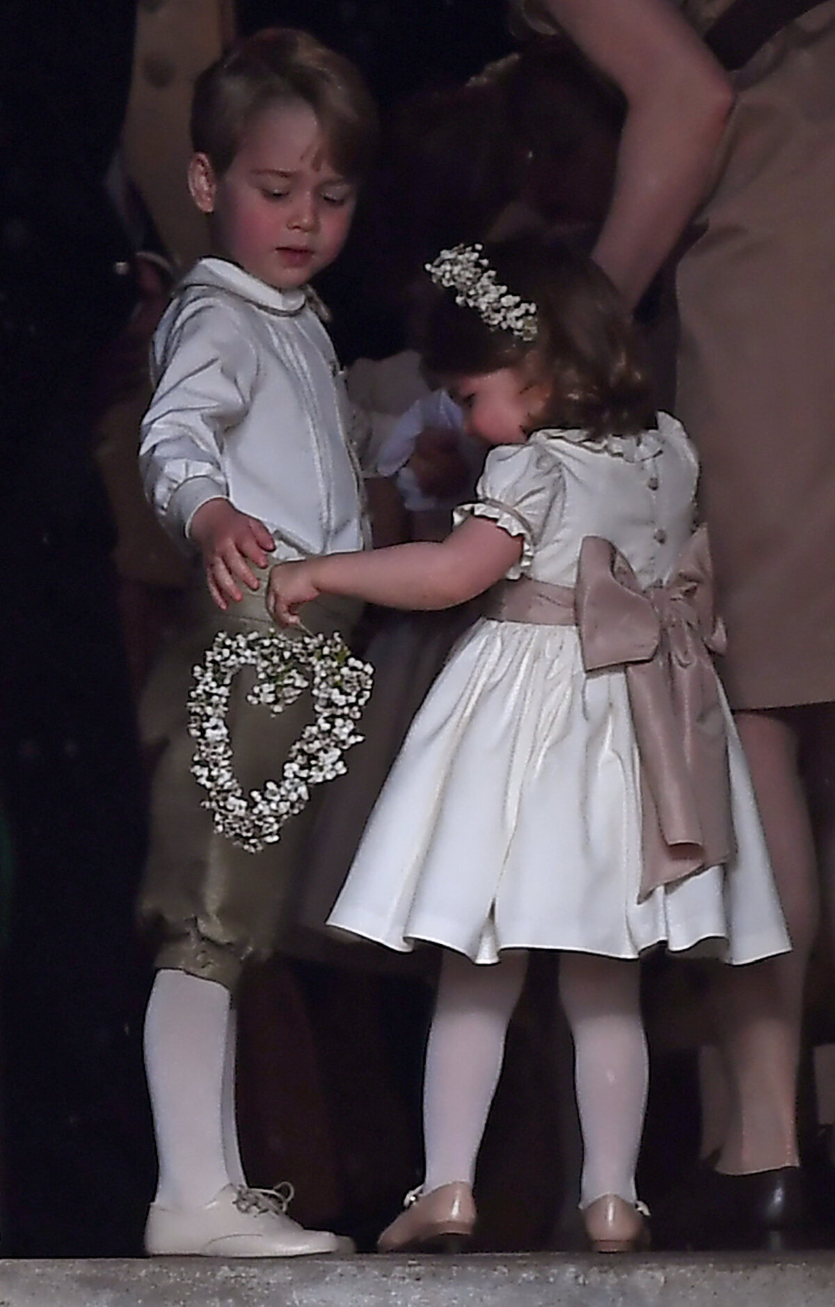 Princ George a jeho sestra Charlotte.