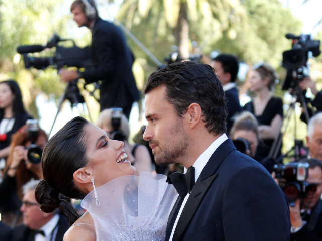 Sara Sampaio a jej partner Oliver Ripley