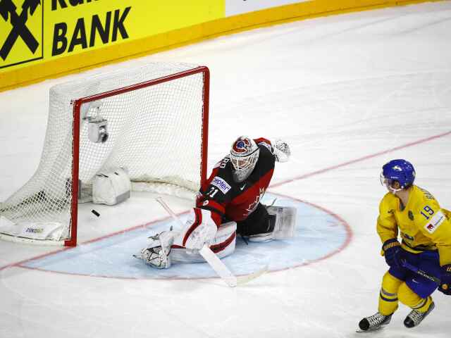Nicklas Bäckström