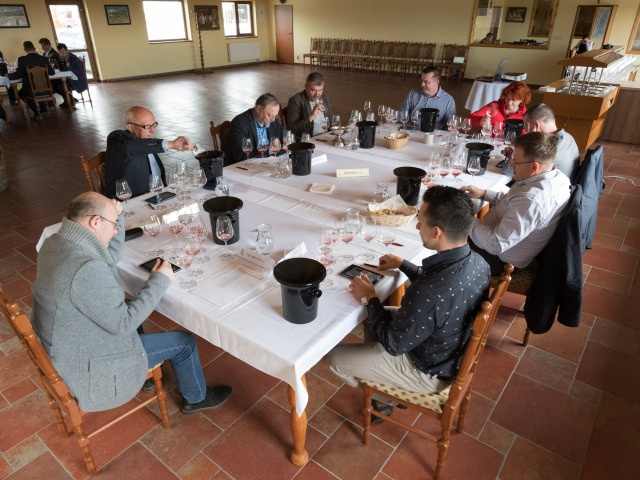 narodny salon vin maj degustacia vin