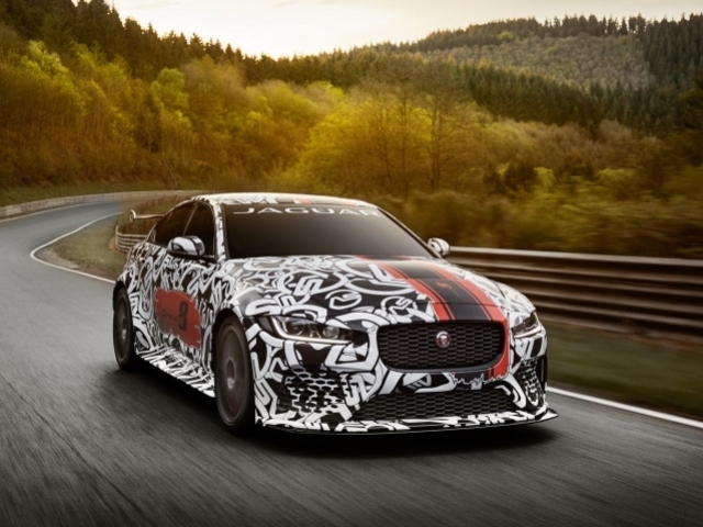 Jaguar XE SV Project 8 - 2017