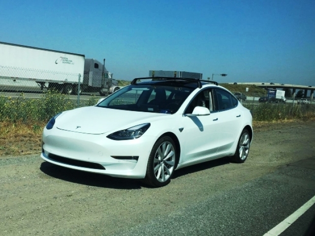 Tesla Model 3 -2017