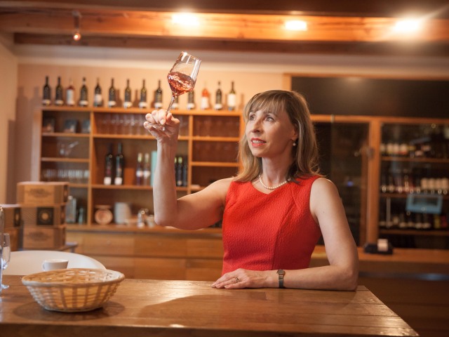 vino, edita durcova
