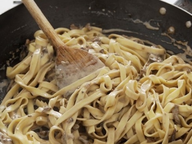 tagliatelle, huby