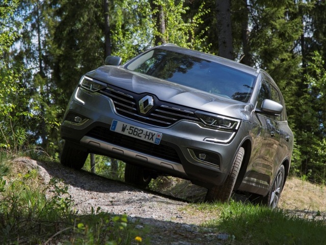 Renault-Koleos-2017-1024-18