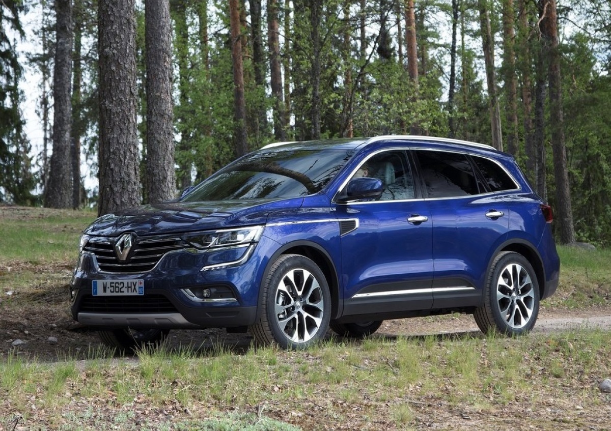 Renault-Koleos-2017-1024-0b