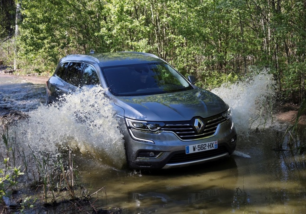 Renault-Koleos-2017-1024-1b