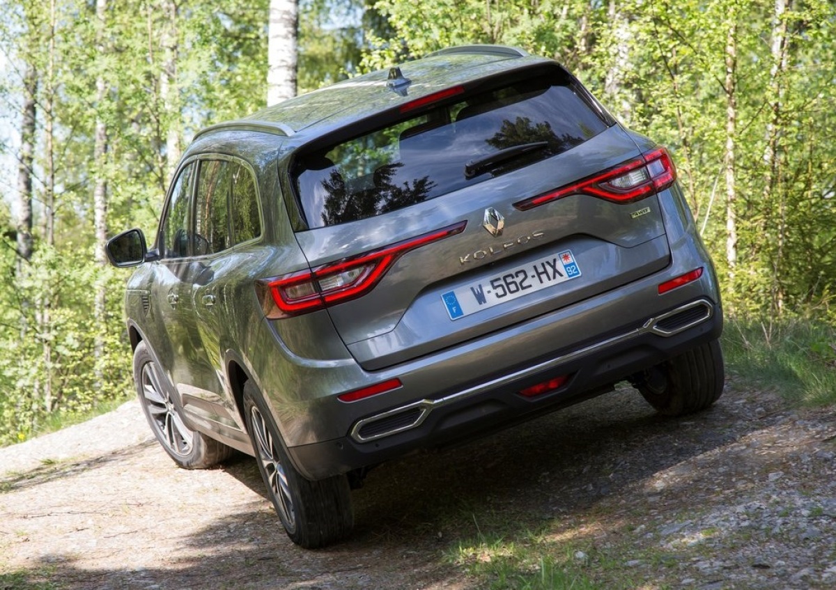 Renault-Koleos-2017-1024-4a