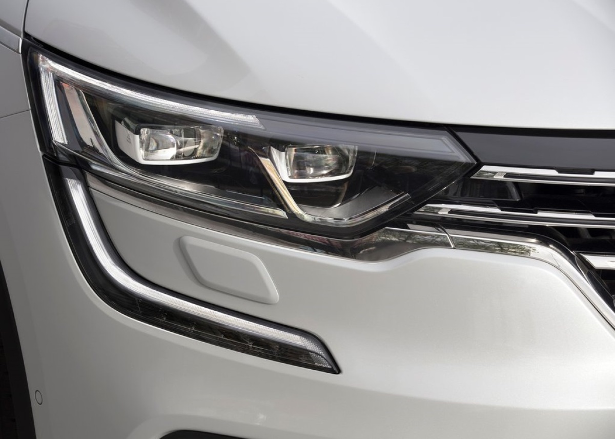 Renault-Koleos-2017-1024-86