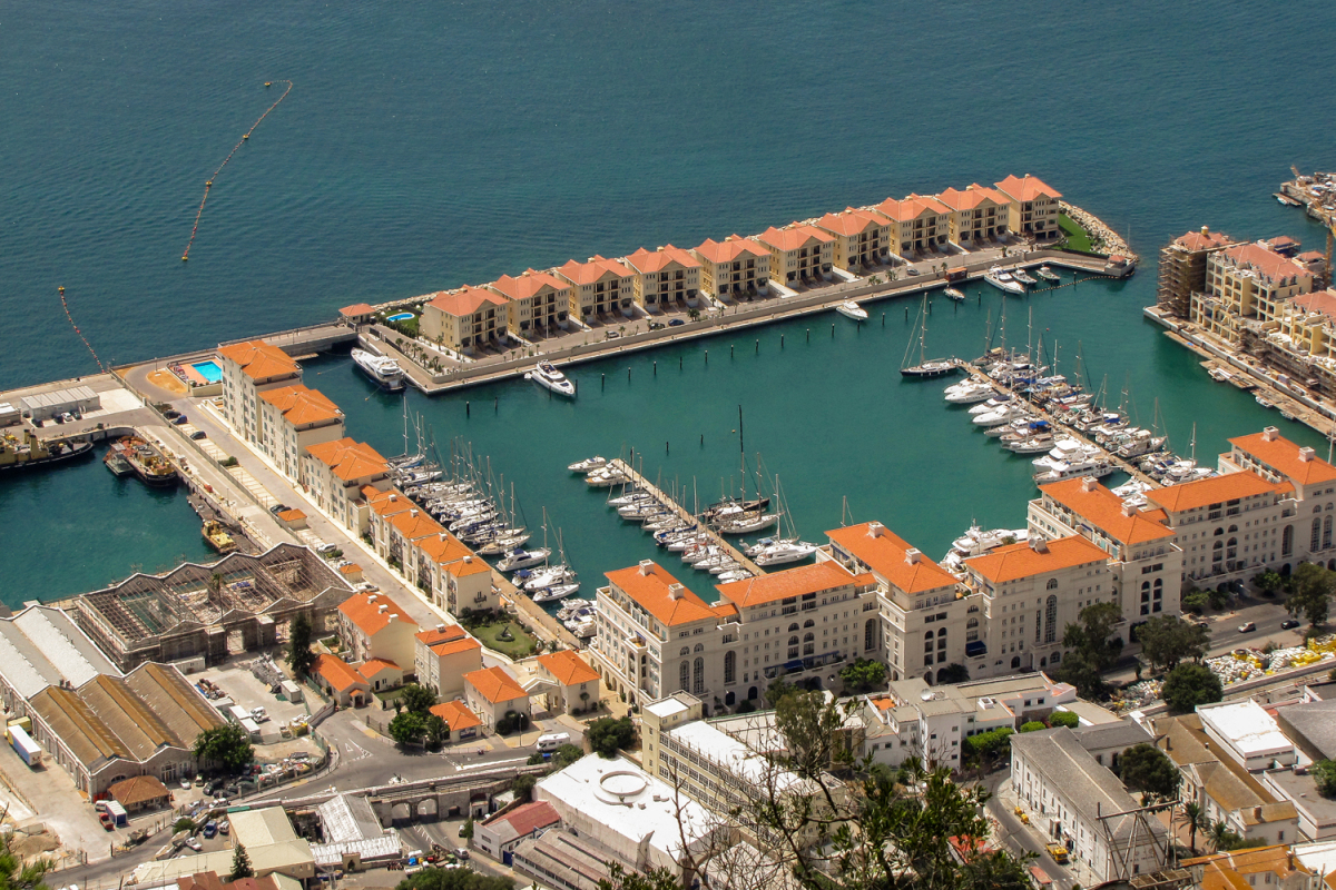 Gibraltár, prístav